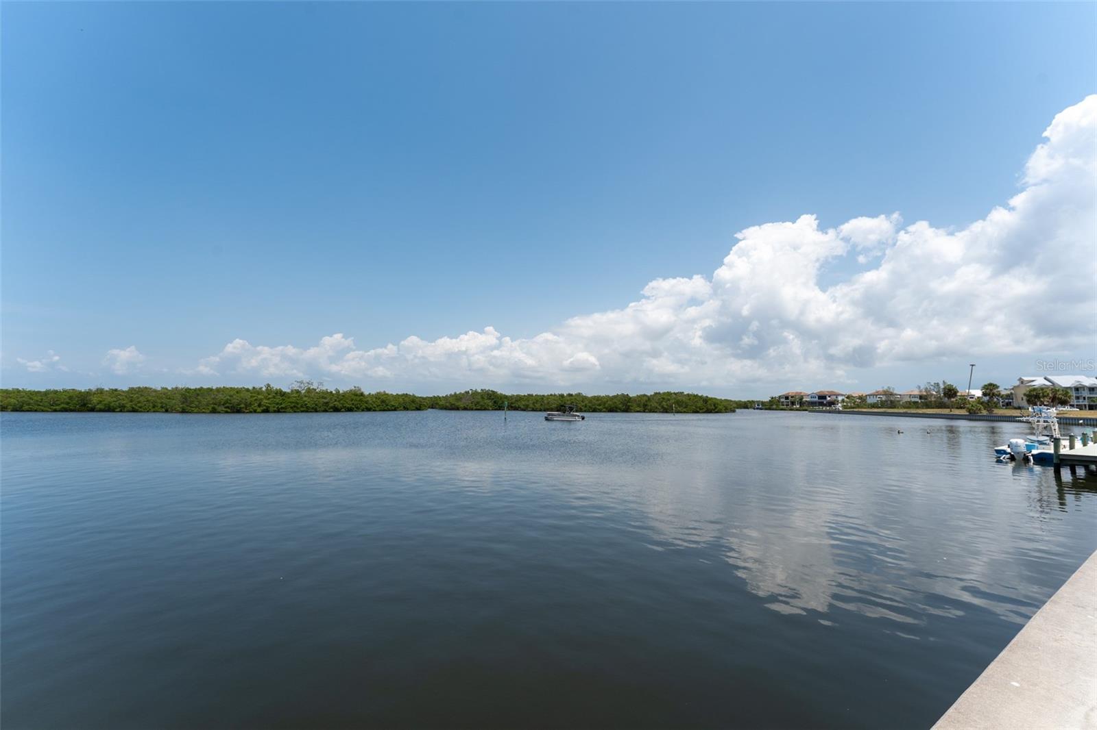 ISLAND RESORT AT MARINERS CLUB - Residential