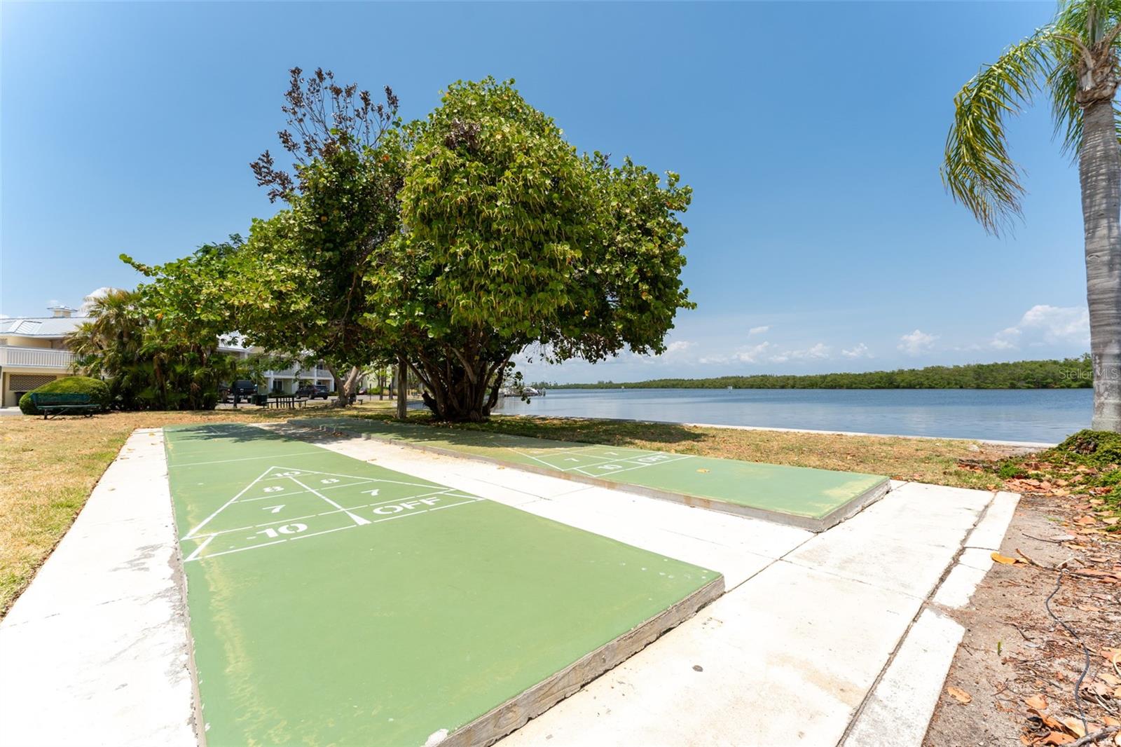 ISLAND RESORT AT MARINERS CLUB - Residential