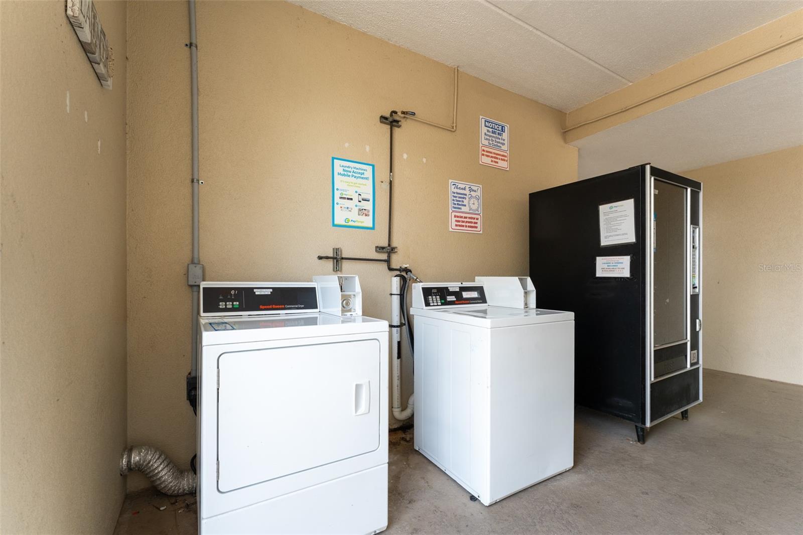 ISLAND RESORT AT MARINERS CLUB - Residential