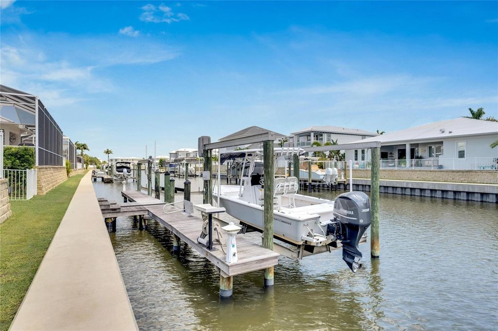 Photo of 611 Mirabay Boulevard, Apollo Beach, FL 33572 (MLS # TB8508319)