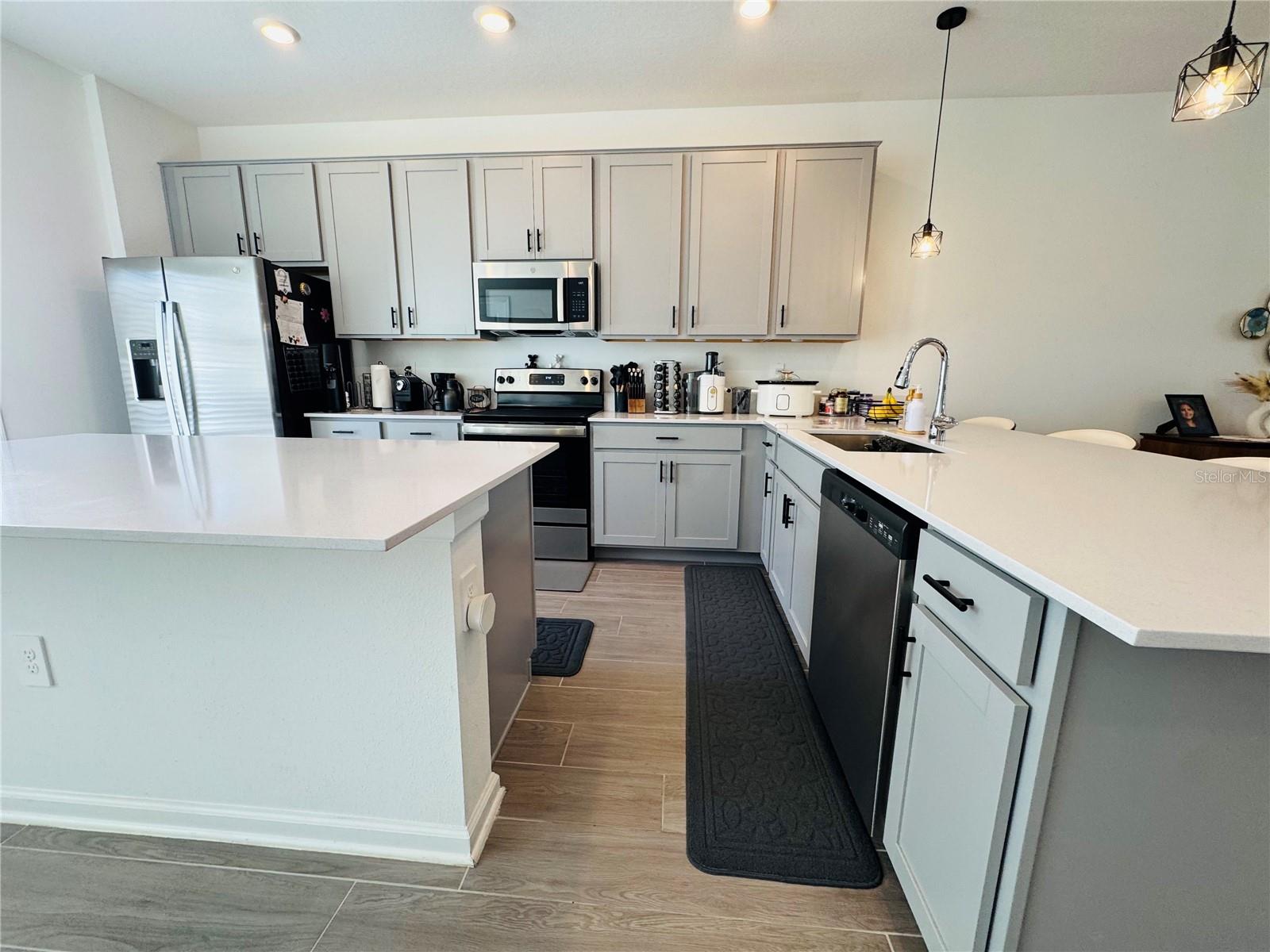 STOREY GROVE PH 4 - Residential Lease