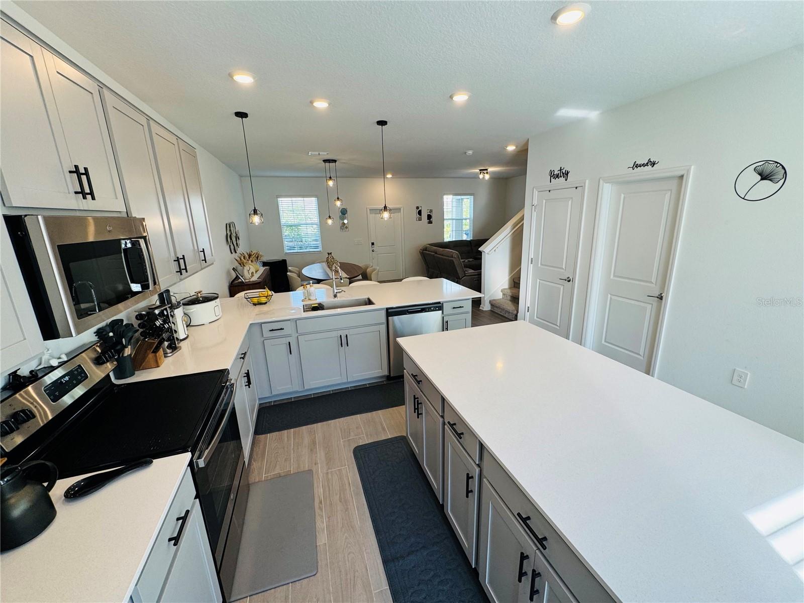 STOREY GROVE PH 4 - Residential Lease