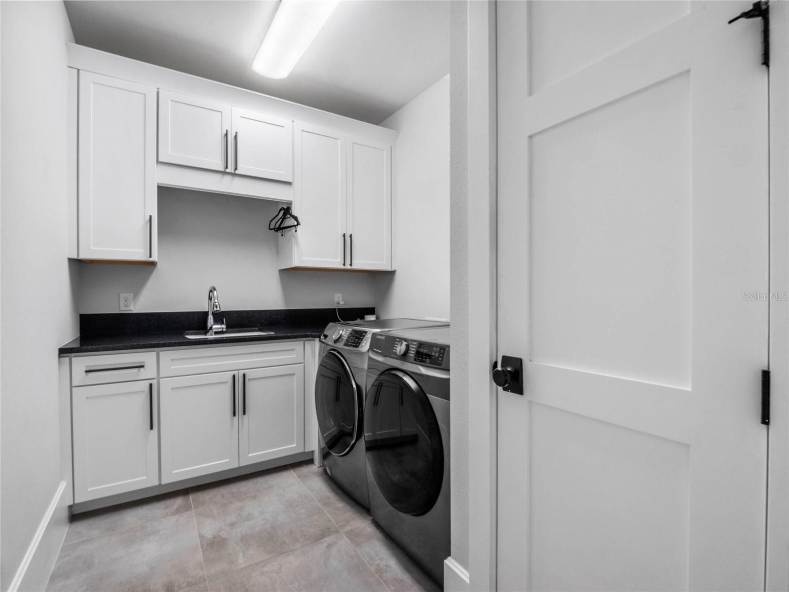 BALDWIN PARK UN #9A - Residential