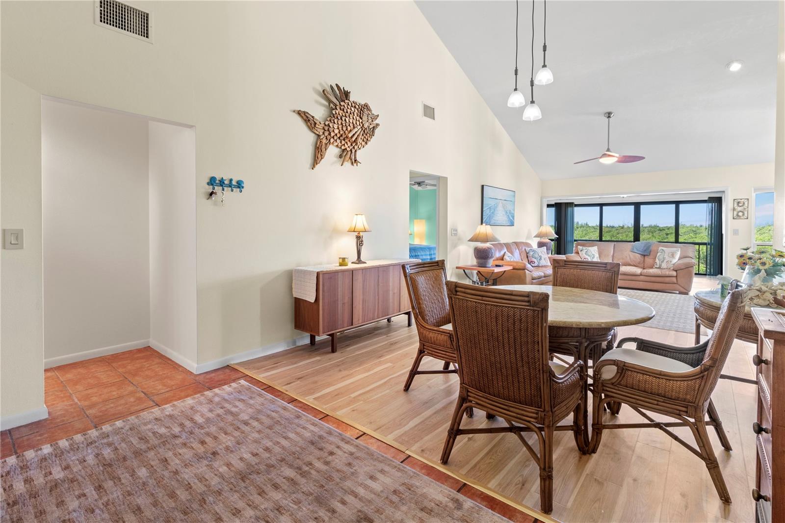 BAY HOLLOW - Residential