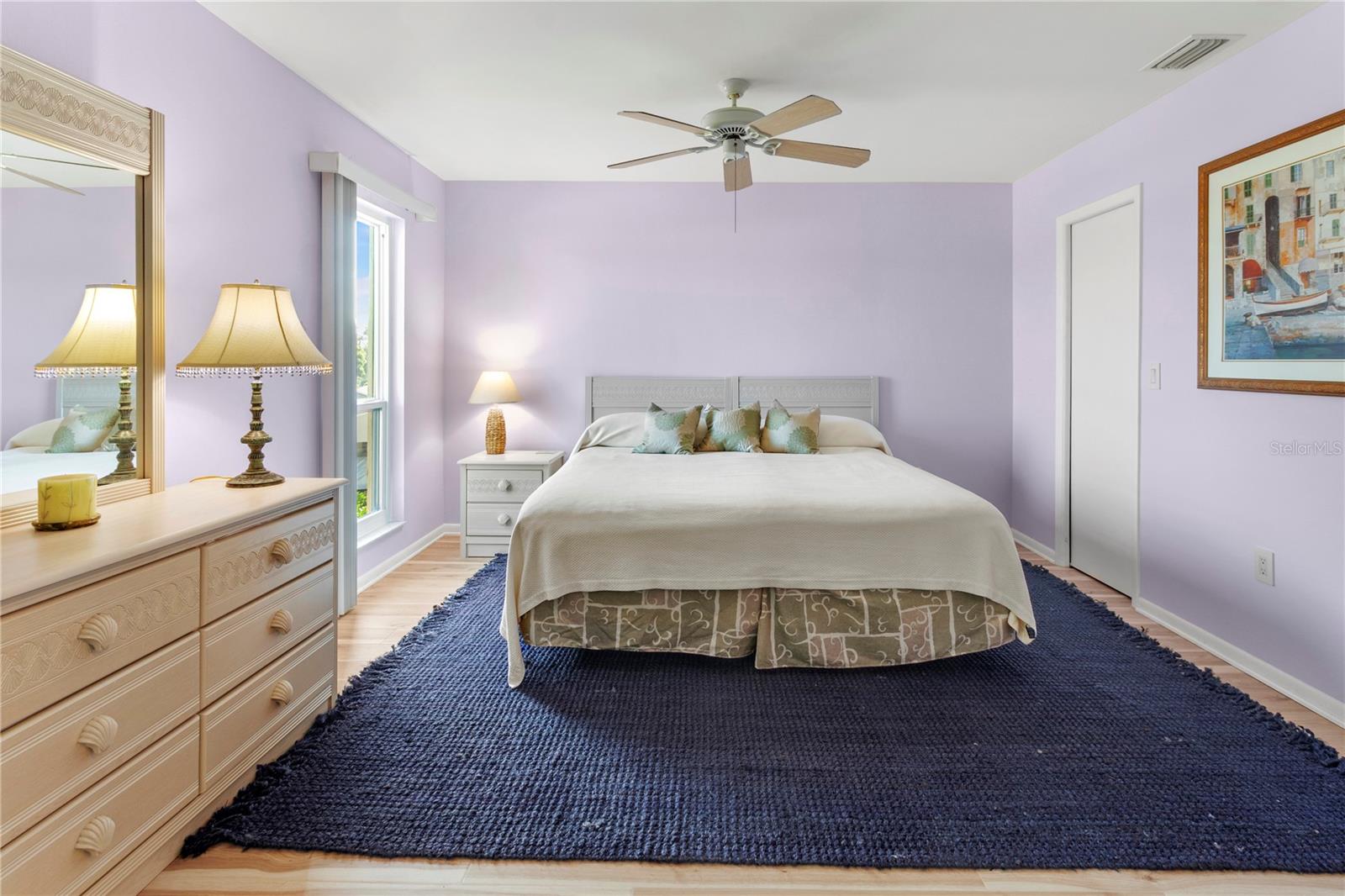 BAY HOLLOW - Residential