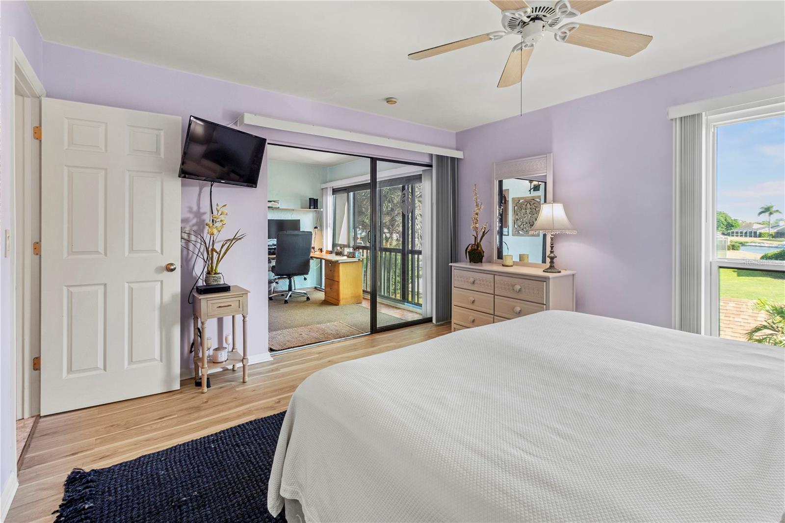 BAY HOLLOW - Residential