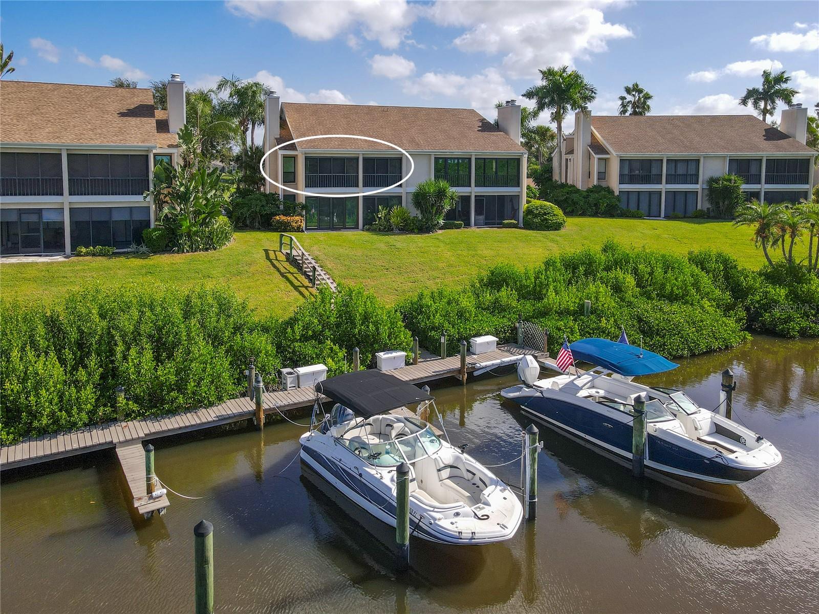 BAY HOLLOW - Residential