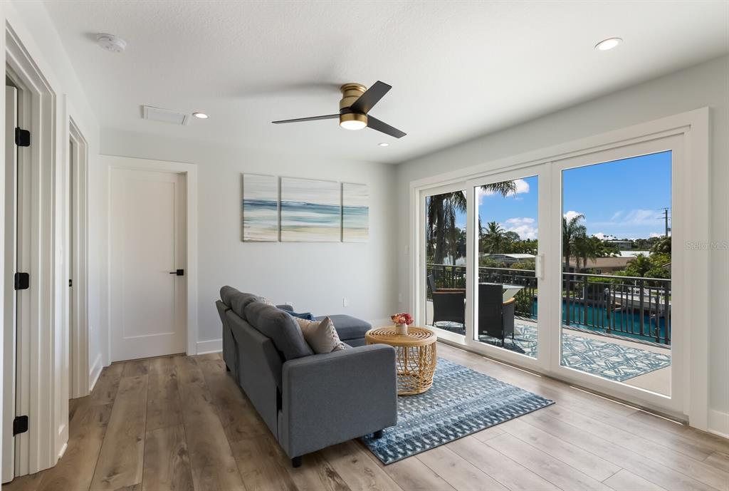 BAY PALMS ADD - Residential