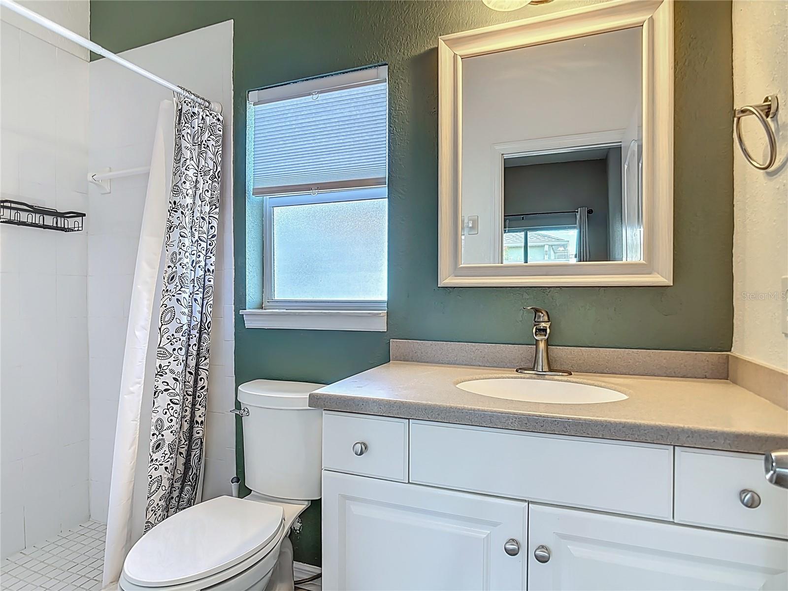 TREE TOPS AT RANGER POINT - Residential