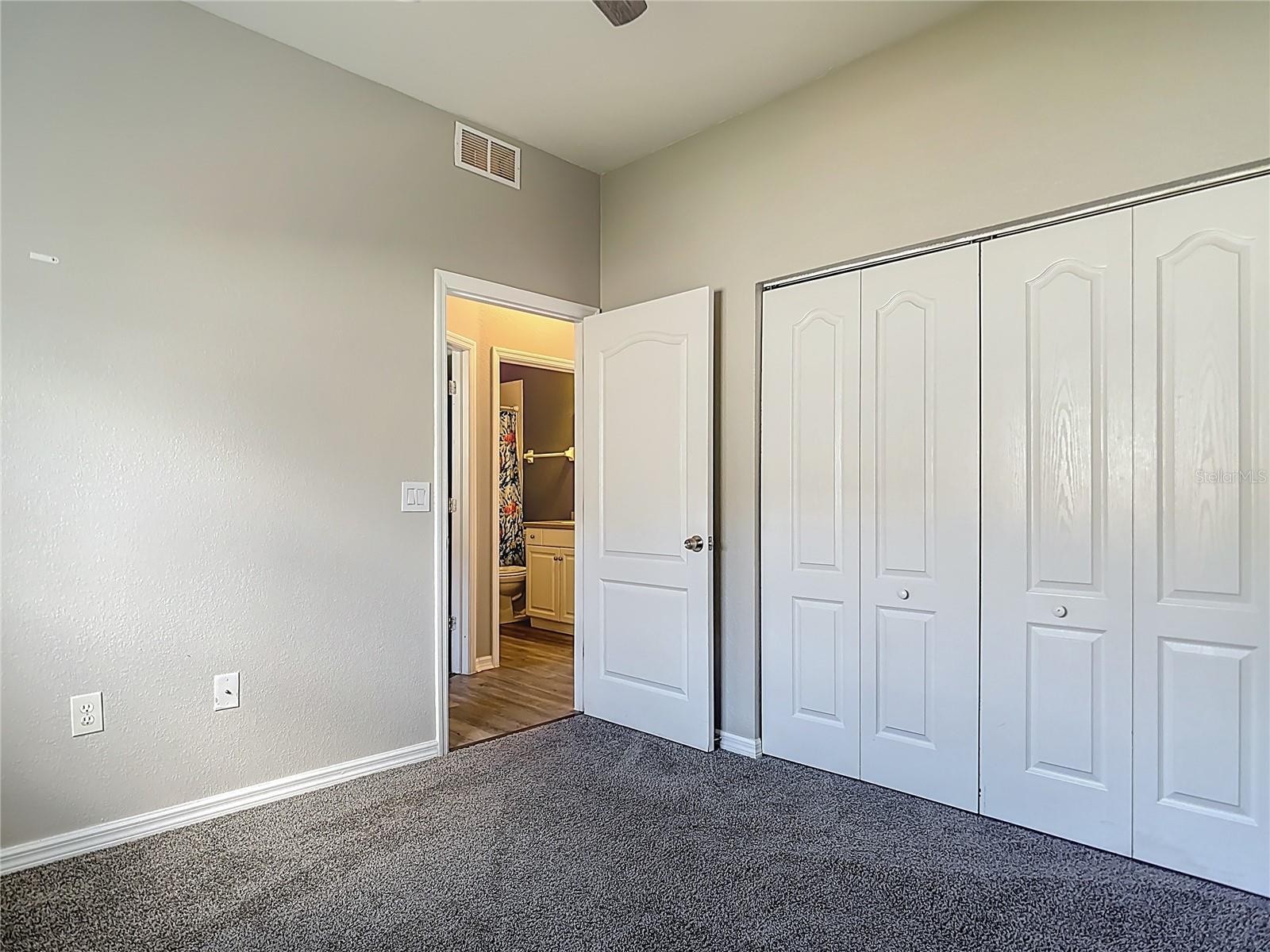 TREE TOPS AT RANGER POINT - Residential