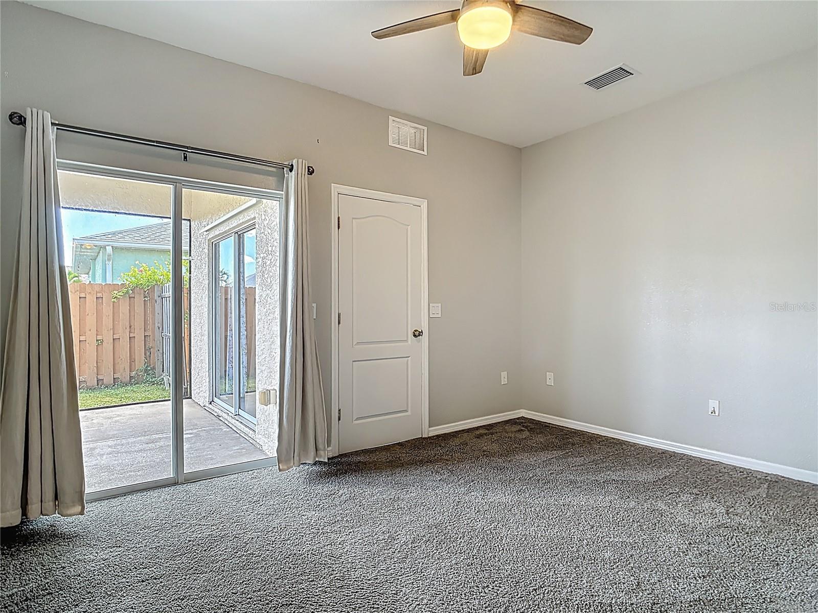 TREE TOPS AT RANGER POINT - Residential