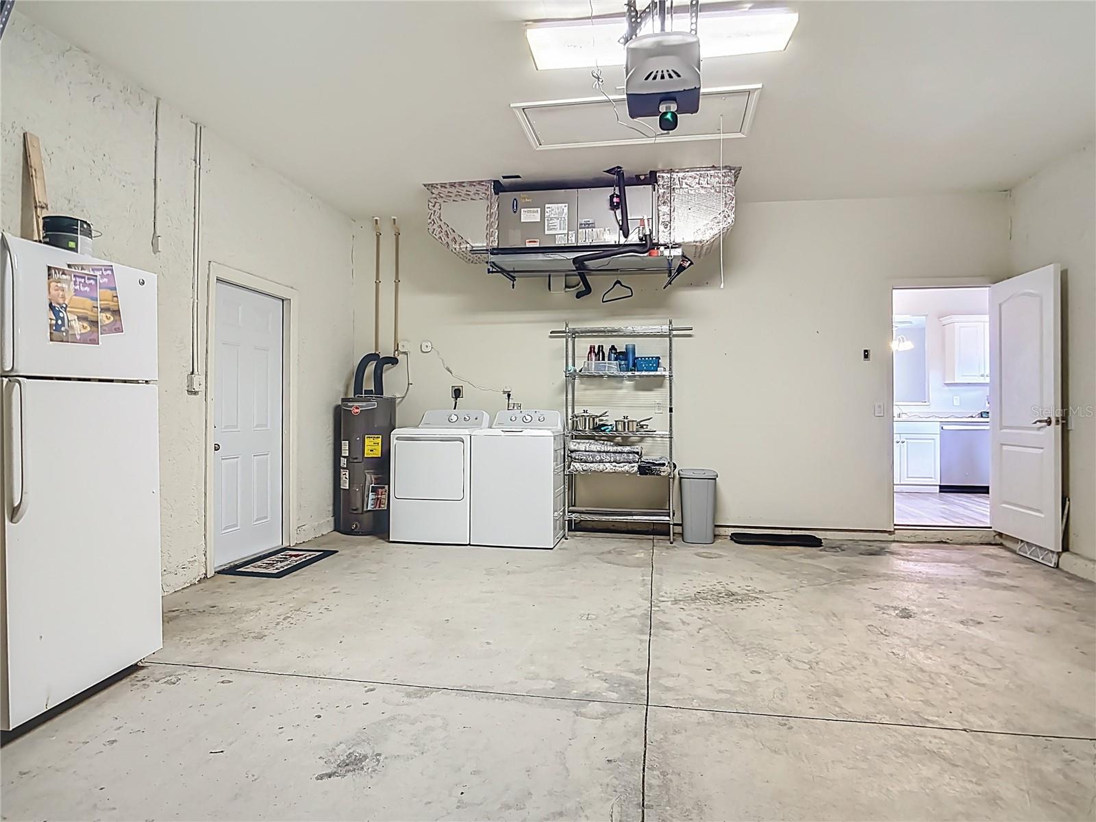 TREE TOPS AT RANGER POINT - Residential