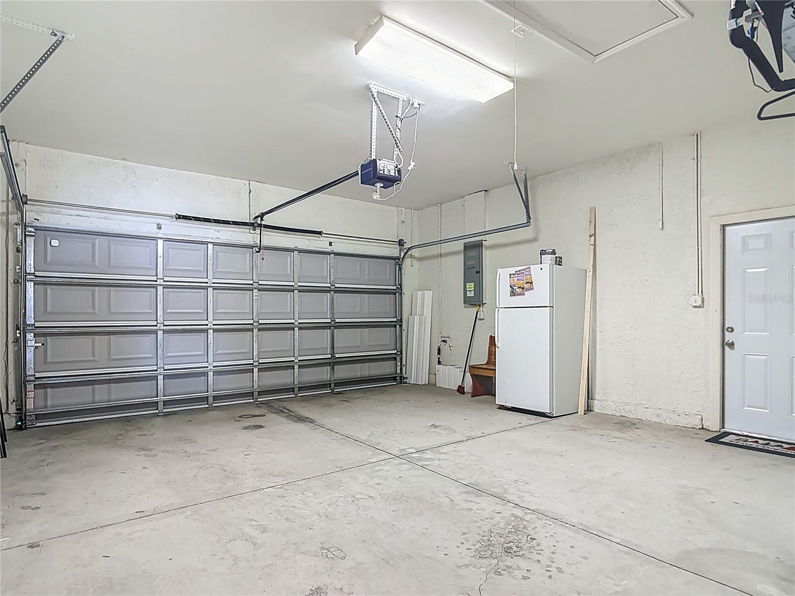 TREE TOPS AT RANGER POINT - Residential