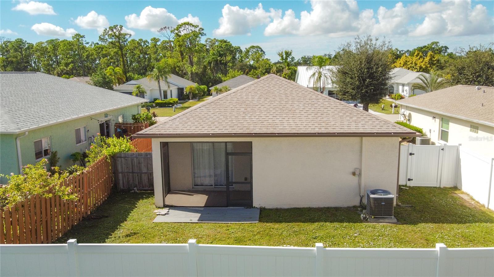 TREE TOPS AT RANGER POINT - Residential