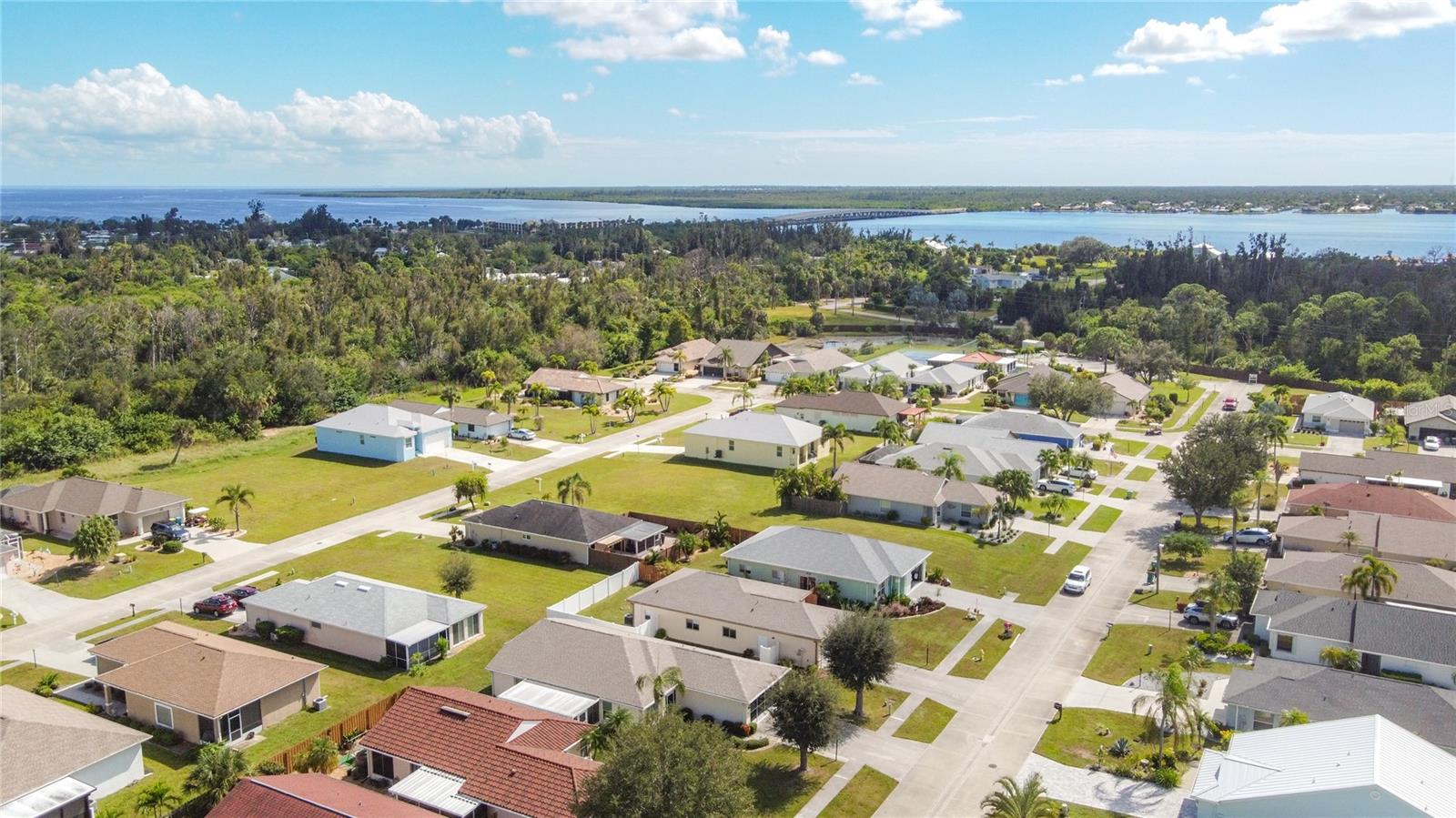 TREE TOPS AT RANGER POINT - Residential