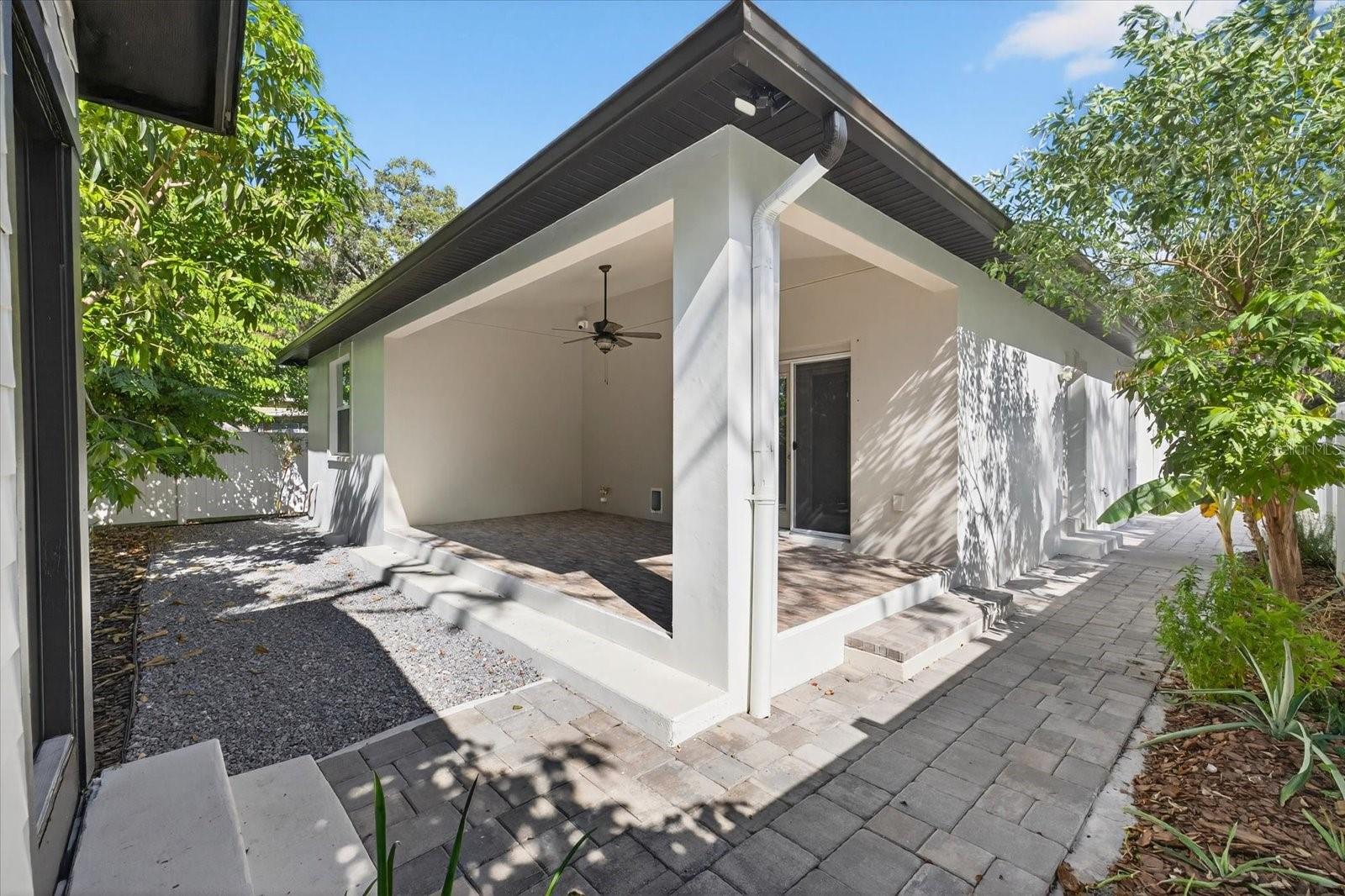 CASA LOMA SUB - Residential