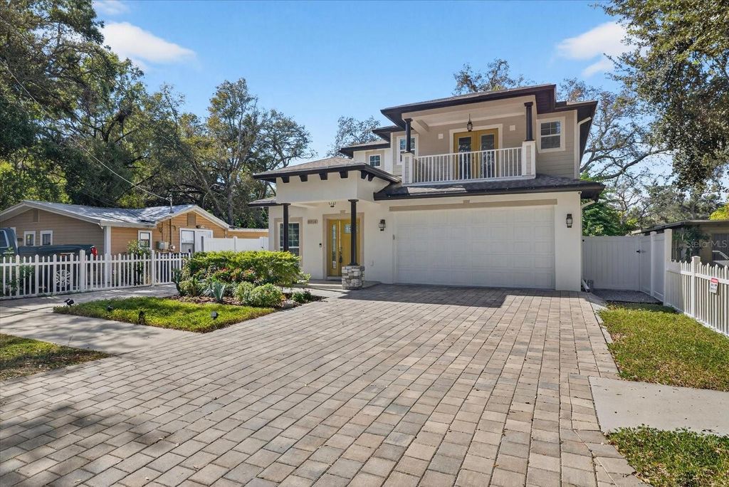 Photo of 8914 N Lynn Avenue, Tampa, FL 33604 (MLS # TB8446883)