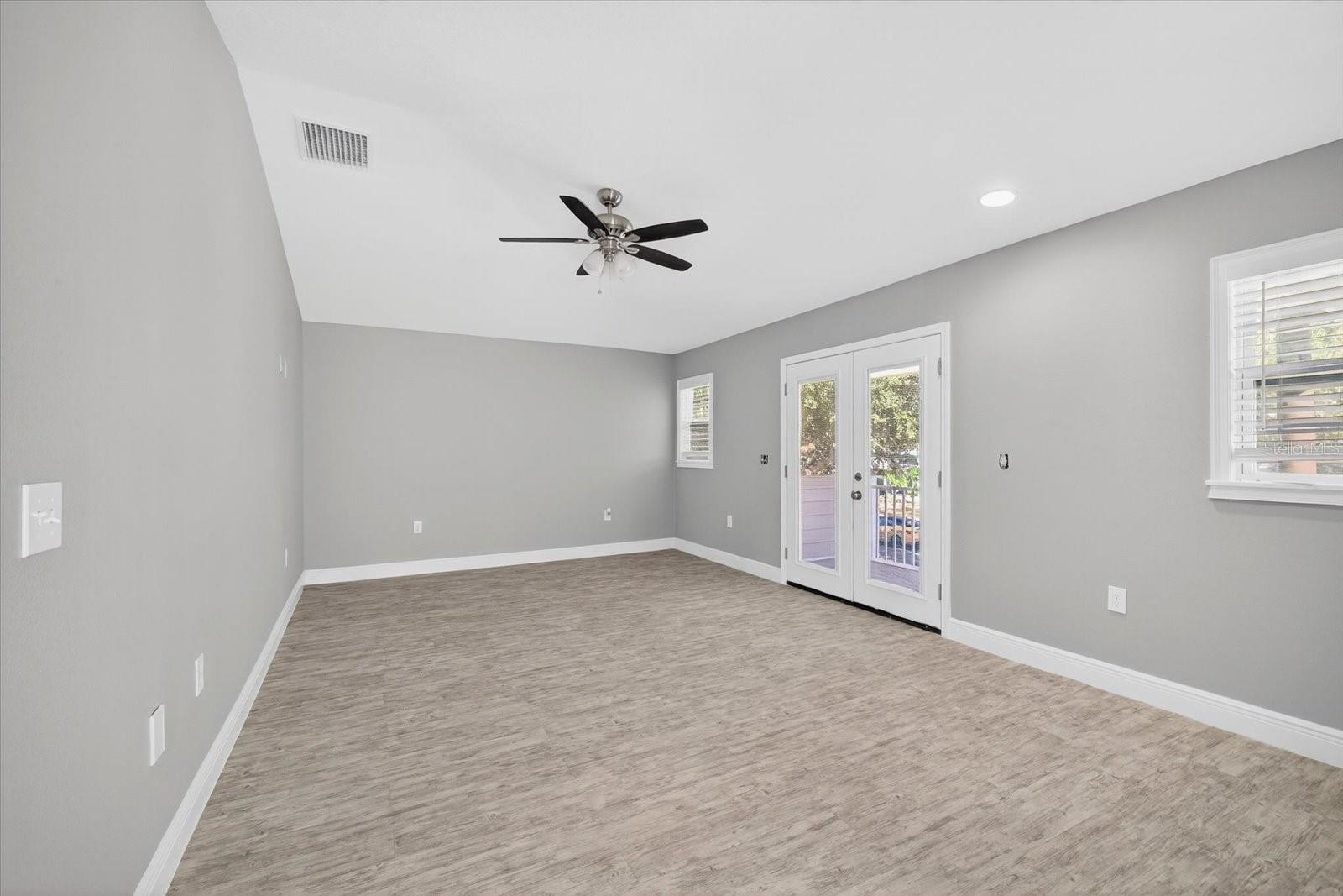 CASA LOMA SUB - Residential