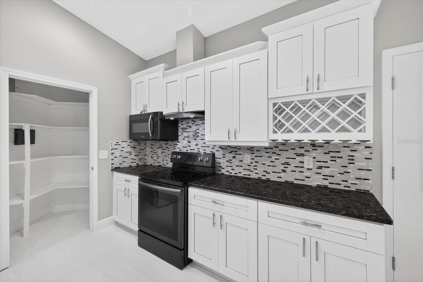 CASA LOMA SUB - Residential