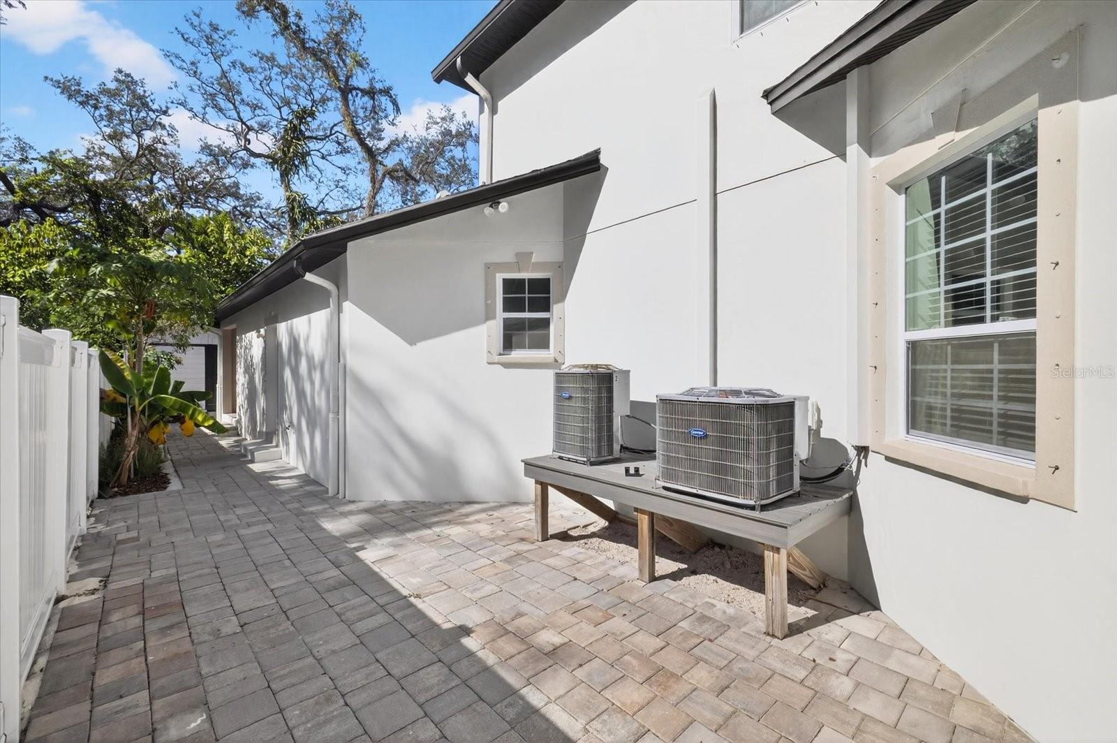 CASA LOMA SUB - Residential