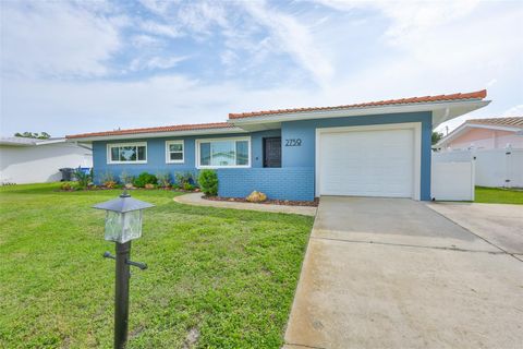 Photo of 2759 61st Lane N, St Petersburg, FL 33710 (MLS # TB8435780) Photo of 2759 61st Lane N, St Petersburg, FL 33710 (MLS # TB8435780)