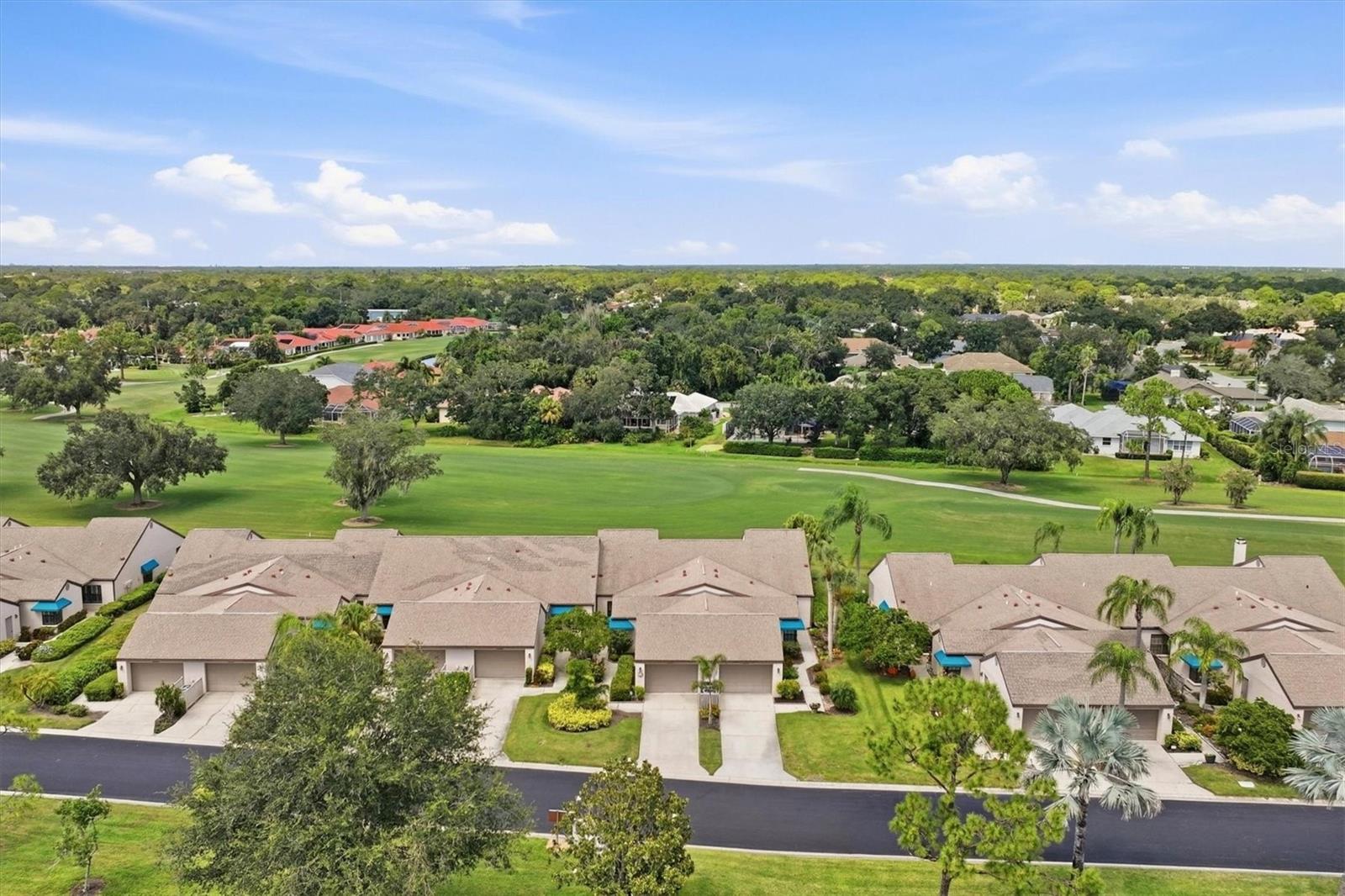 6089 CLUBSIDE DRIVE 7686