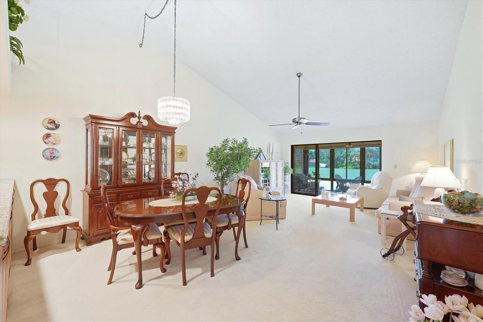 6089 CLUBSIDE DRIVE 7686