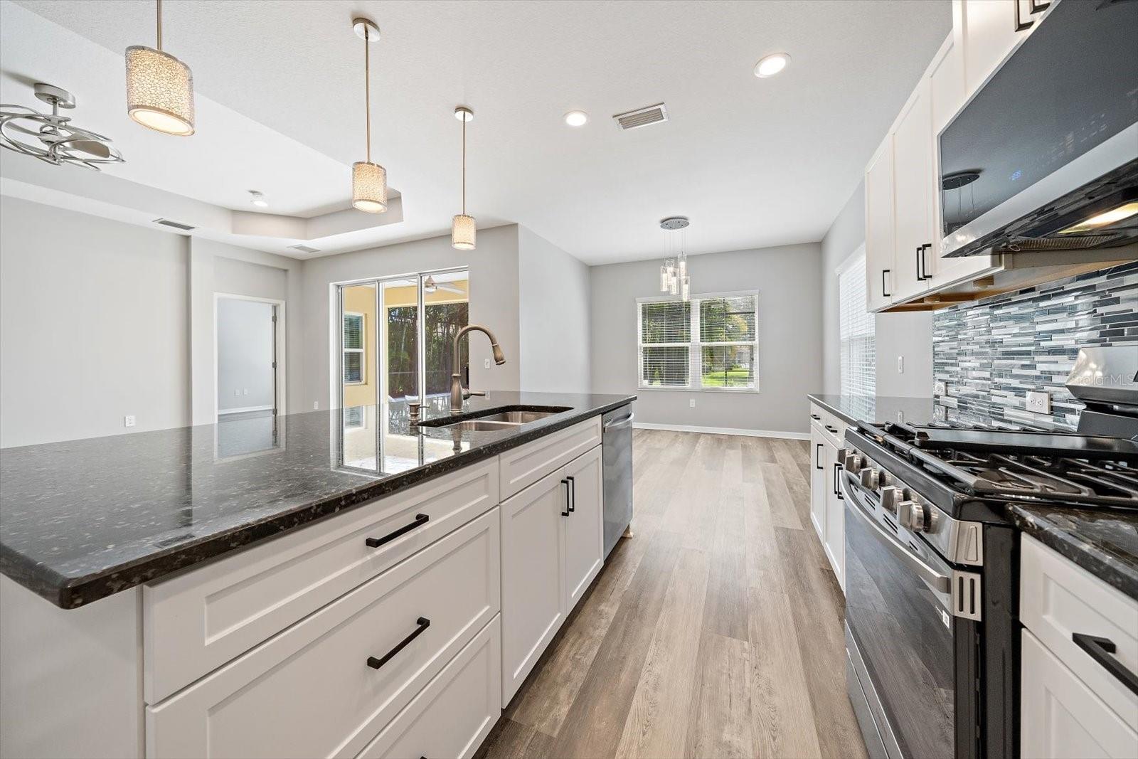 WINDWOOD - Residential