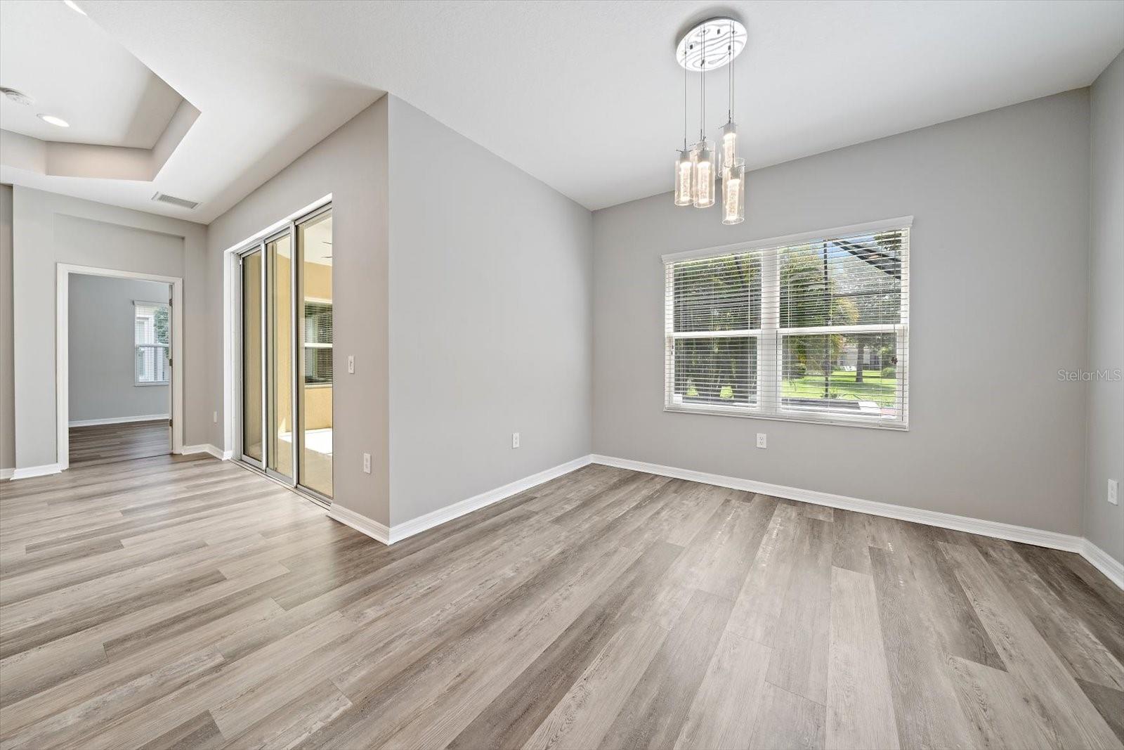 WINDWOOD - Residential