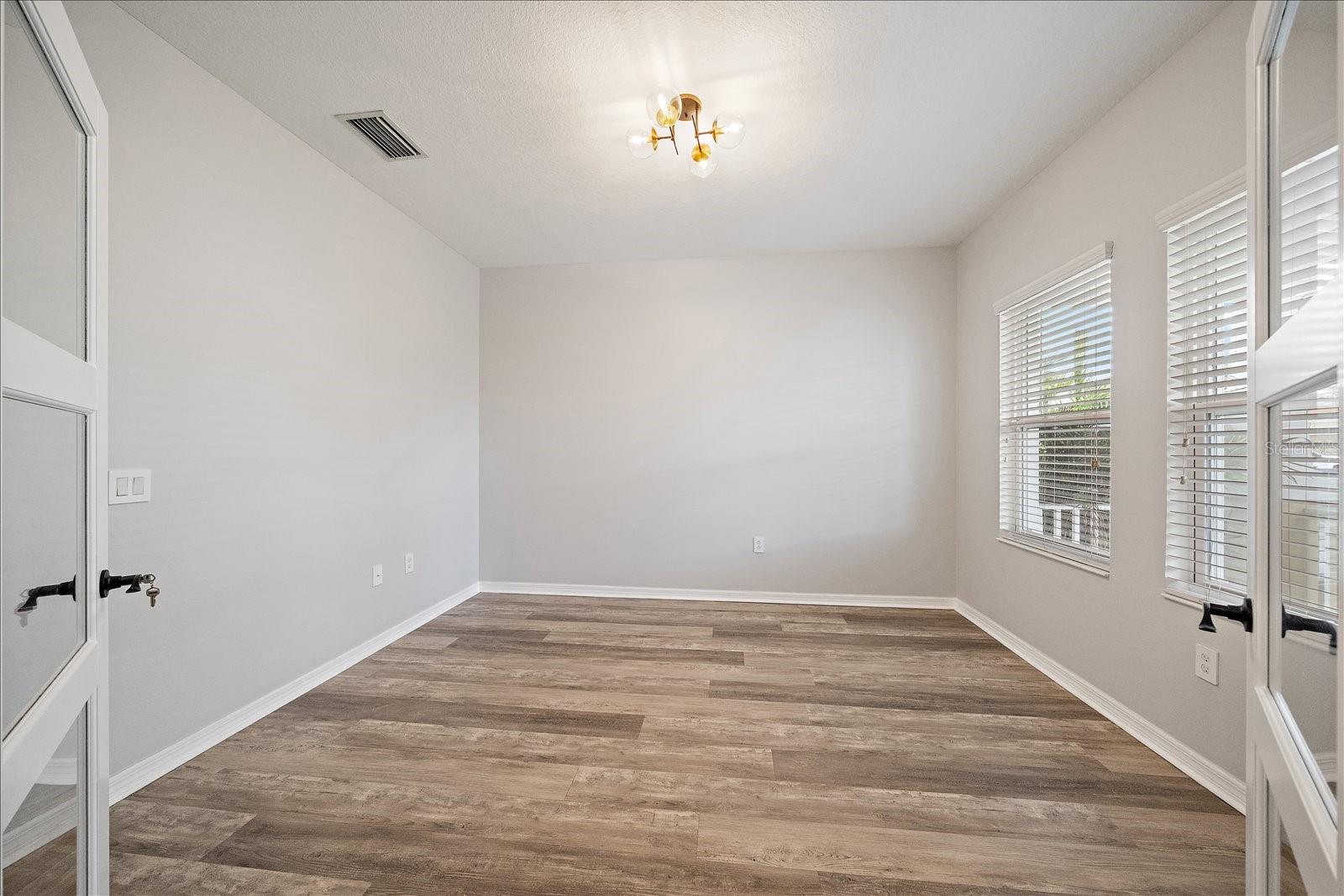 WINDWOOD - Residential