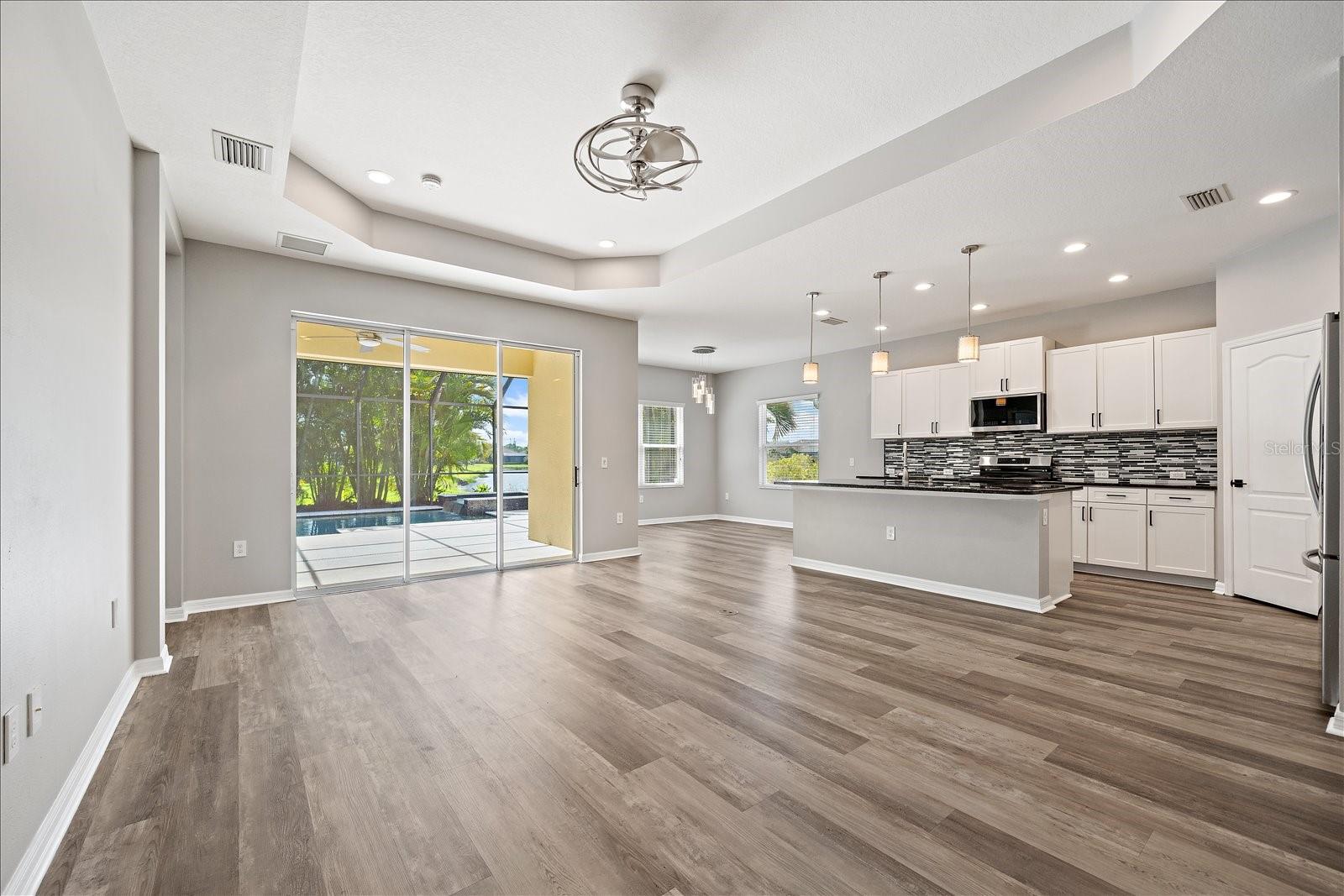 WINDWOOD - Residential