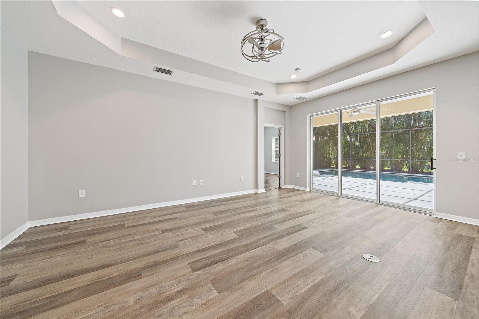 WINDWOOD - Residential