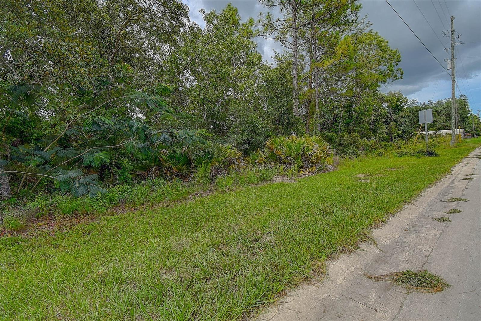 OAKDALE ESTATES SEC 01 - Land