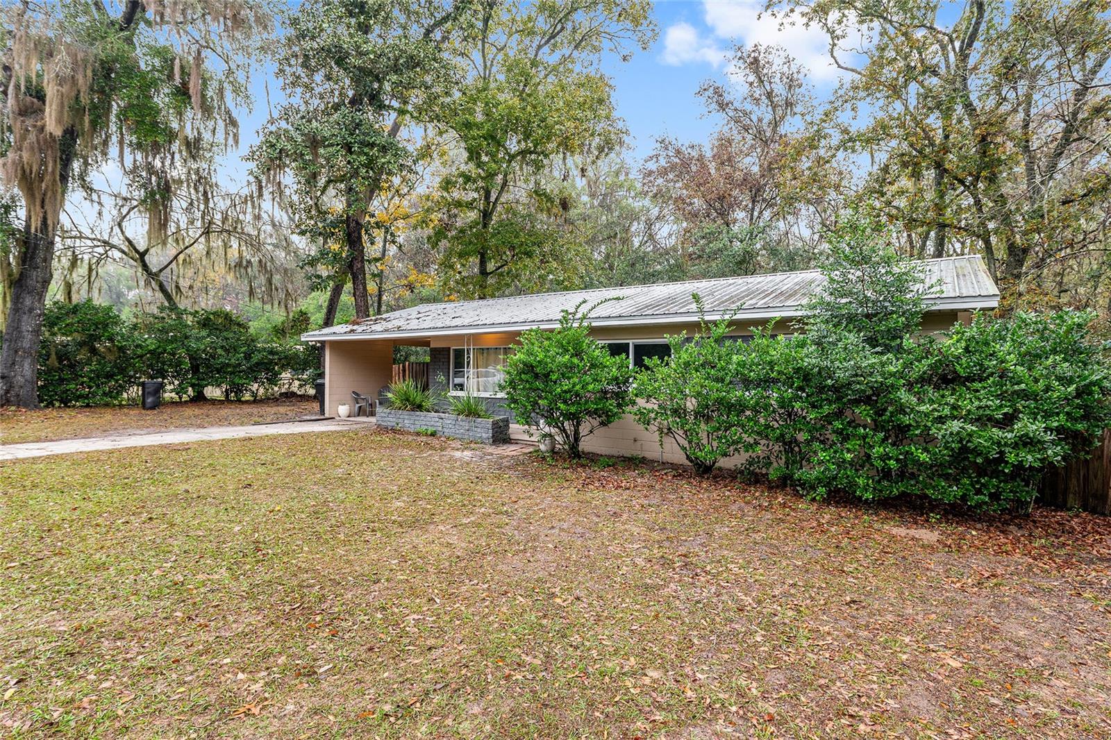 WOODLAND TERRACE - Residential