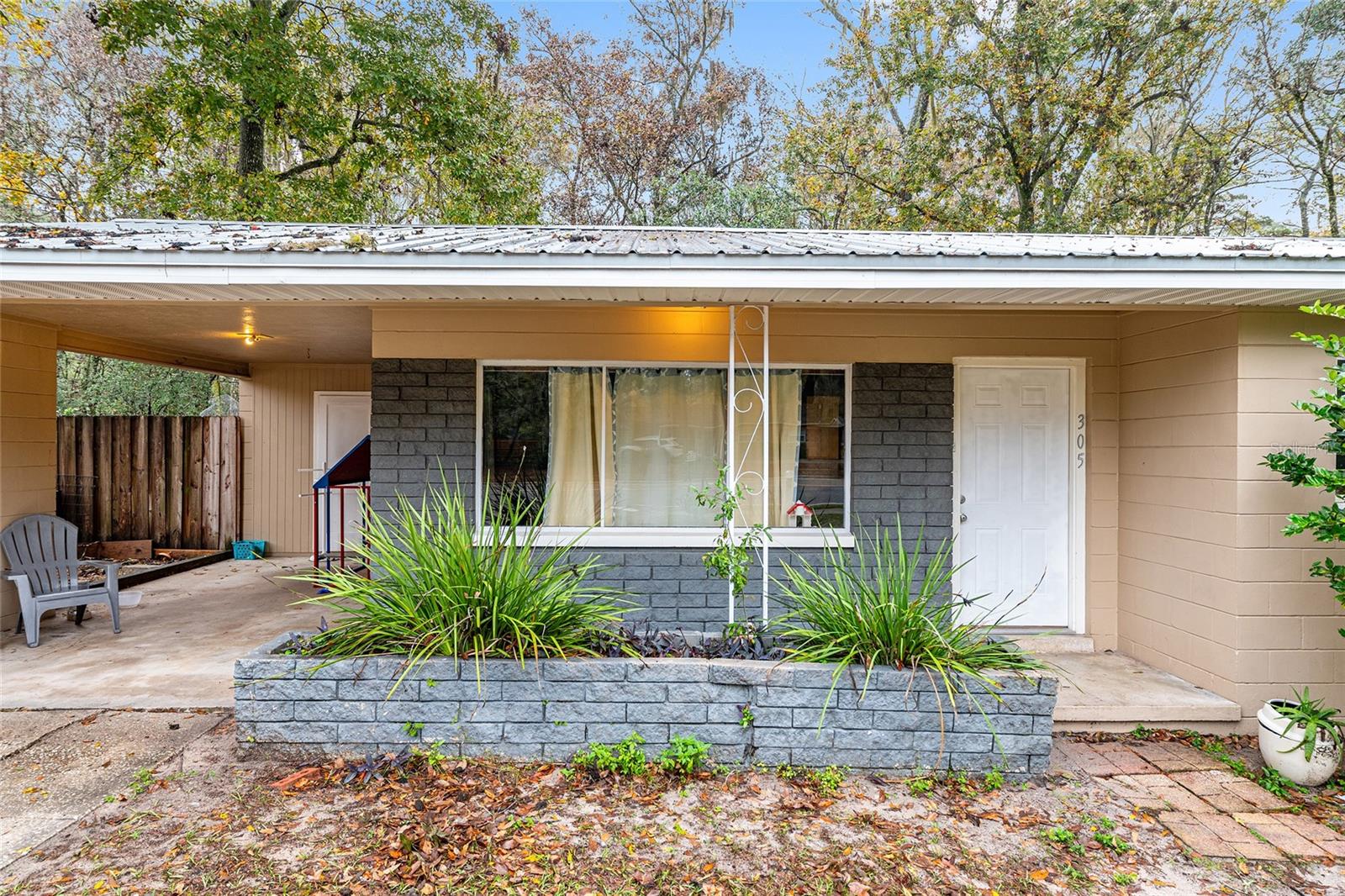 WOODLAND TERRACE - Residential