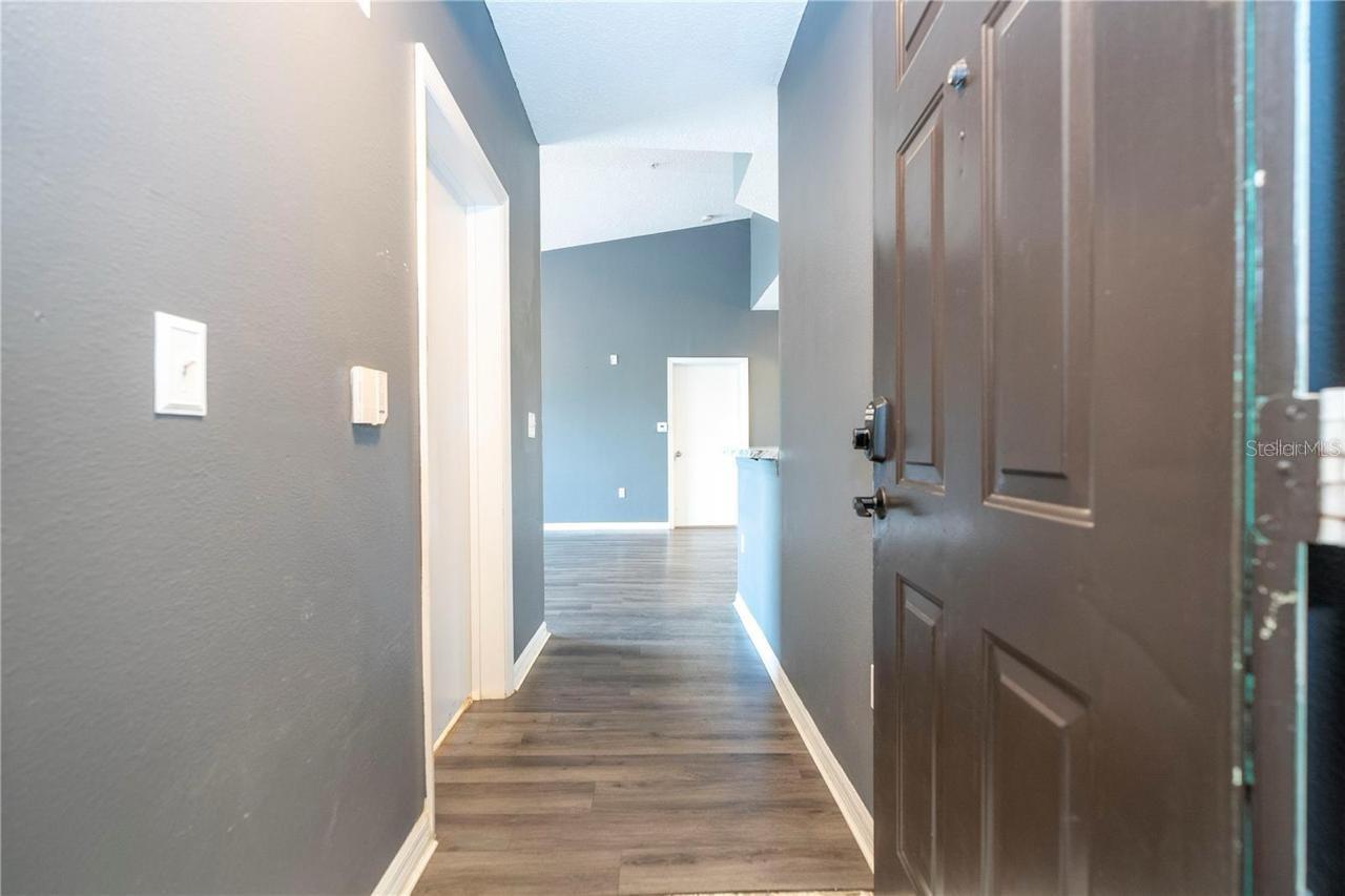 5572 METROWEST BOULEVARD 309