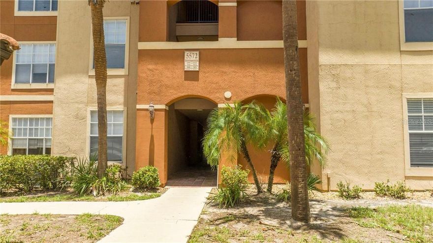 Welcome to this charming 2-bedroom, 2-bathroom condo in the highly sought-after community. This home features an open-concept living area with plenty of natural light, a spacious kitchen with all appliances included. The bedrooms are generously sized, and the master suite includes a private bath for added convenience.
Residents enjoy access to fantastic amenities, including a pool, fitness center, and clubhouse, as well as beautifully maintained grounds. Conveniently located near shopping, dining, entertainment, and major roadways, this condo combines comfort, style, and a prime location. Don’t miss your chance to own a piece of Metrowest living — schedule your private showing today!