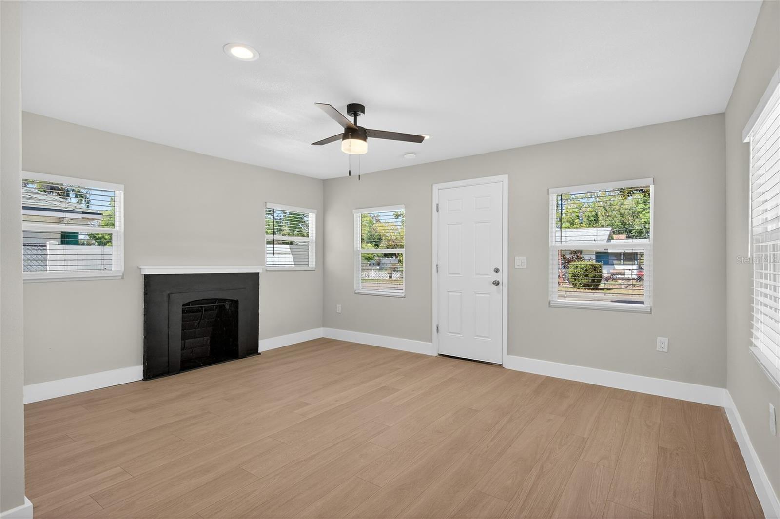 HALLS CENTRAL AVE 3 - Residential