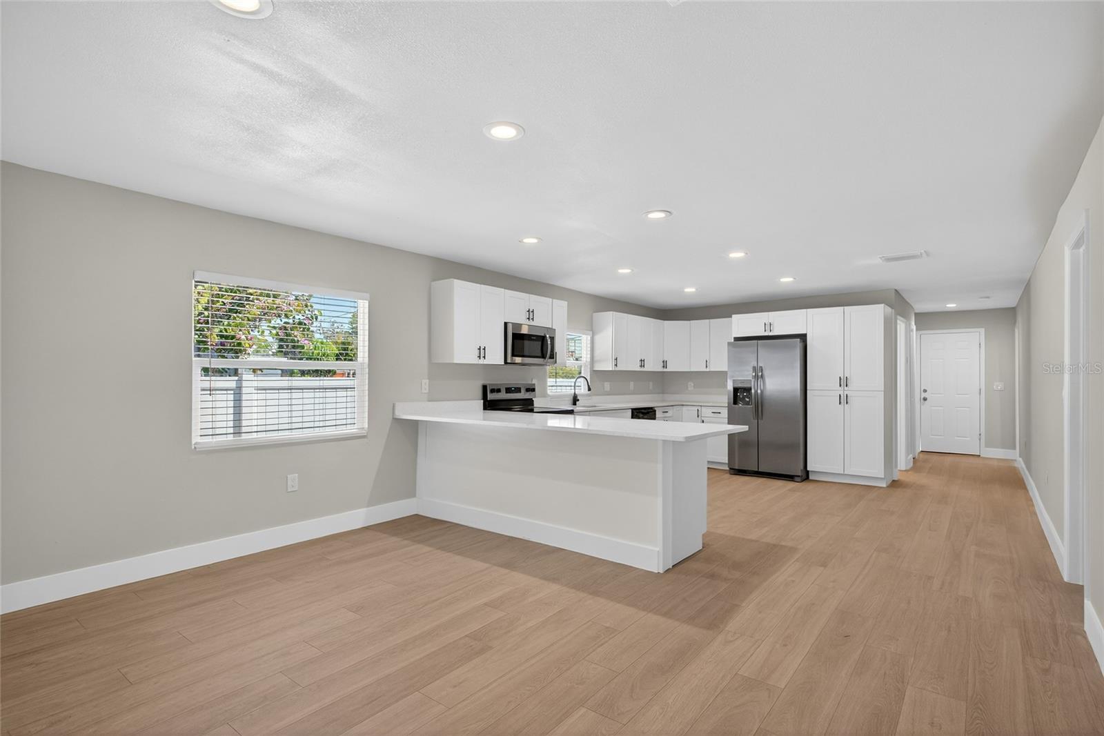 HALLS CENTRAL AVE 3 - Residential