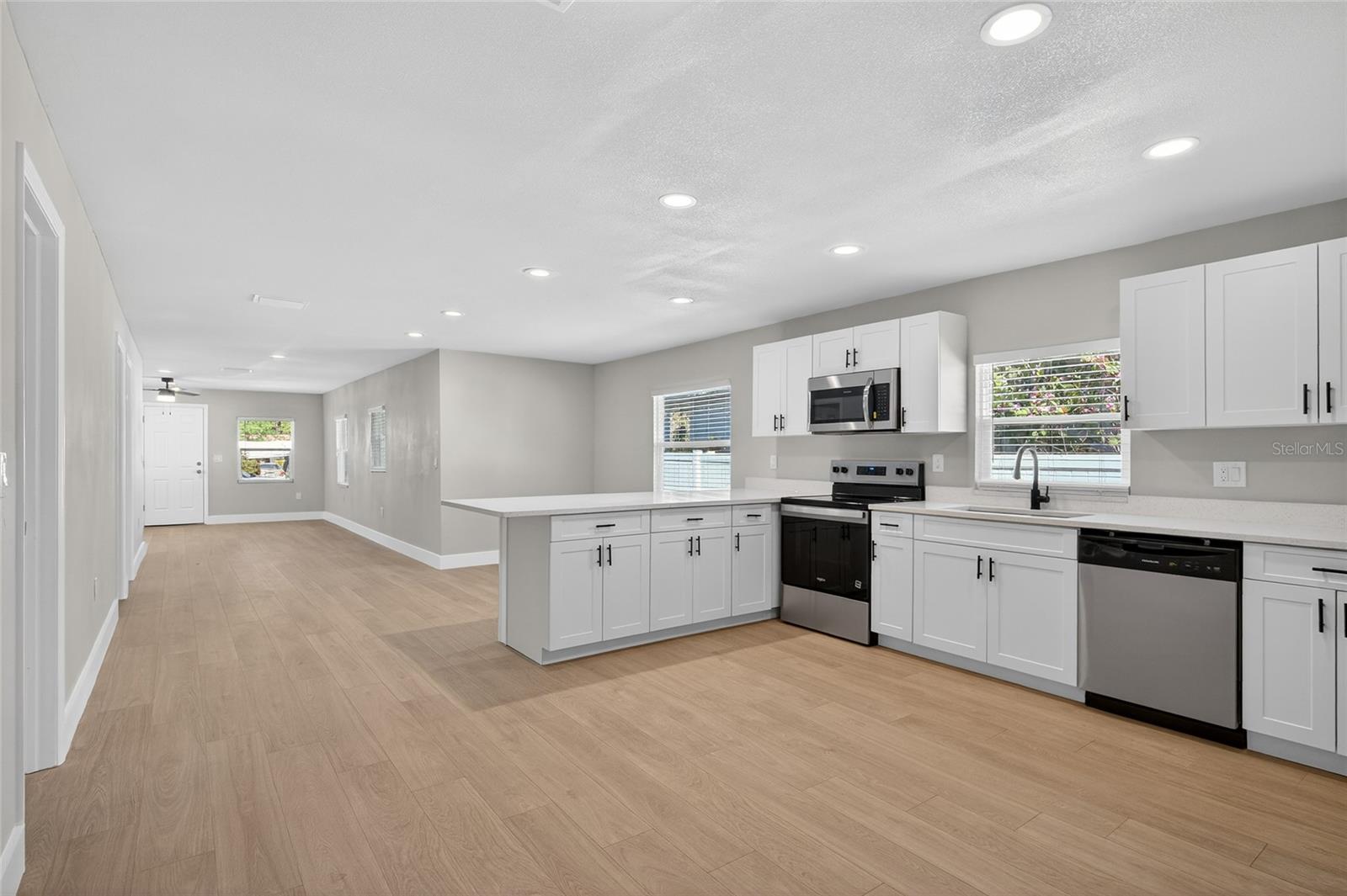 HALLS CENTRAL AVE 3 - Residential