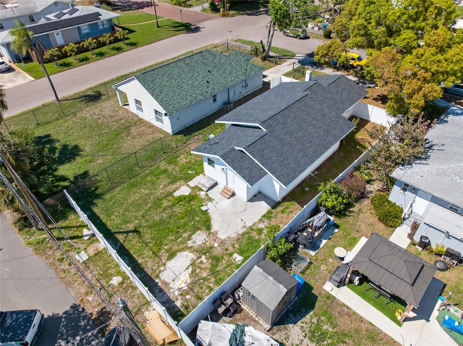 HALLS CENTRAL AVE 3 - Residential