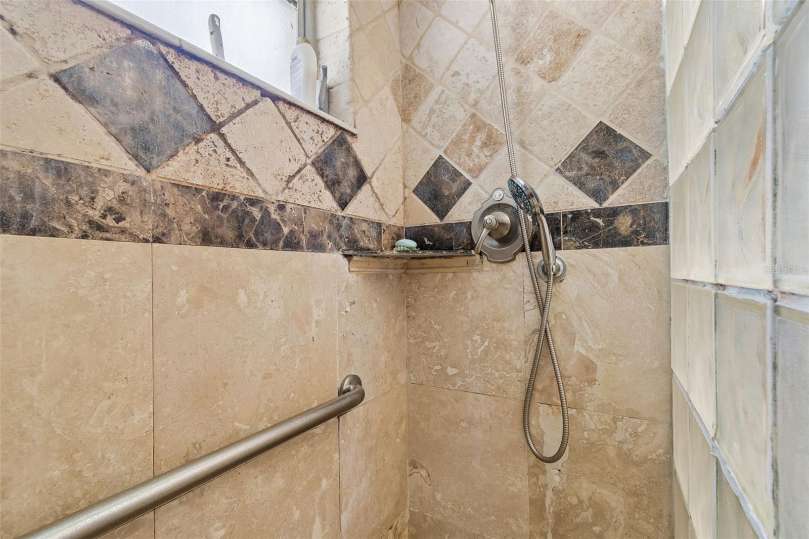 SCOTSDALE - Residential