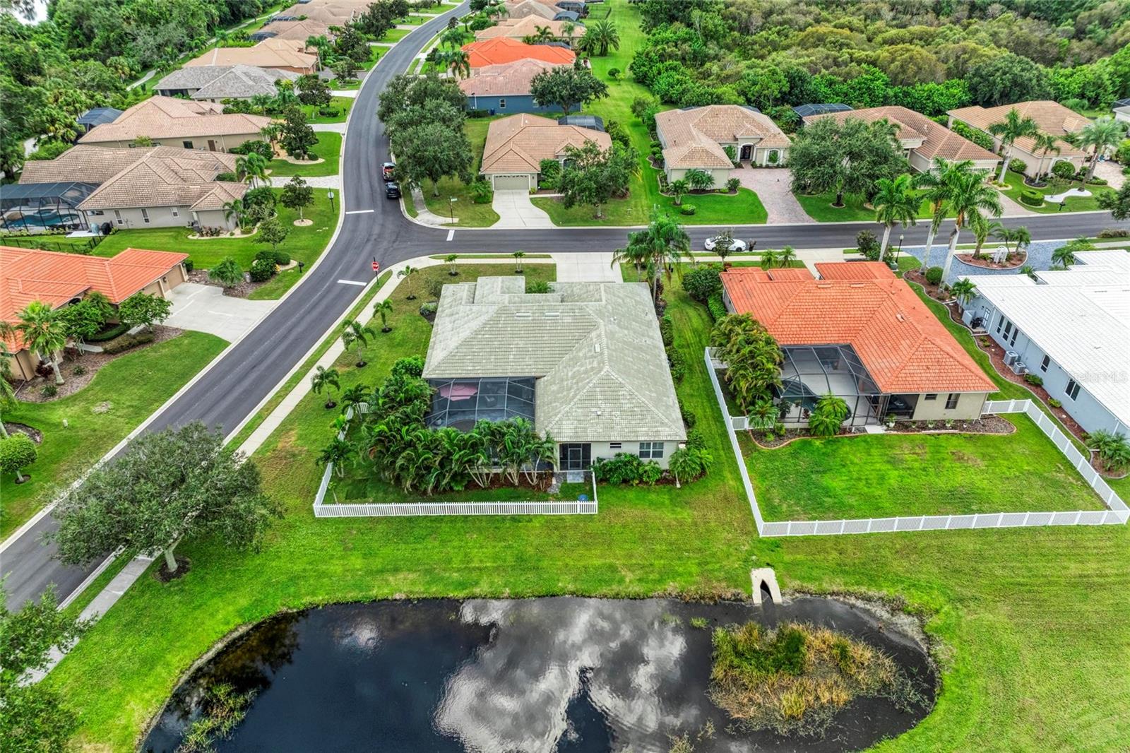 12827 PENGUIN DRIVE