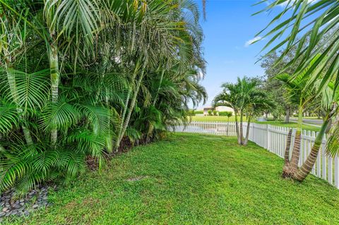 Tiny photo for 12827 Penguin Drive, Bradenton, FL 34212 (MLS # A4668244)