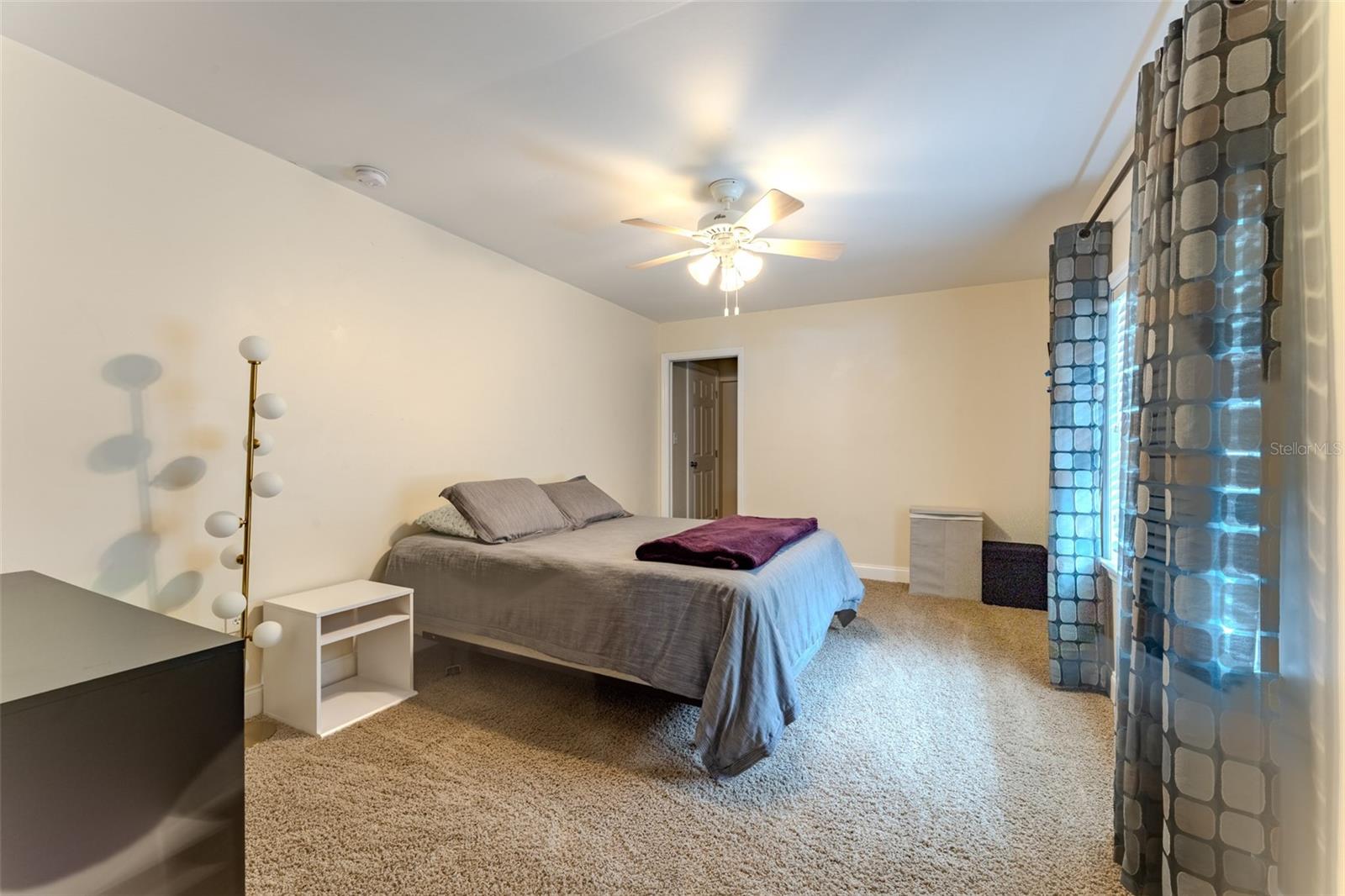 ALANDALE SUB - Residential Lease