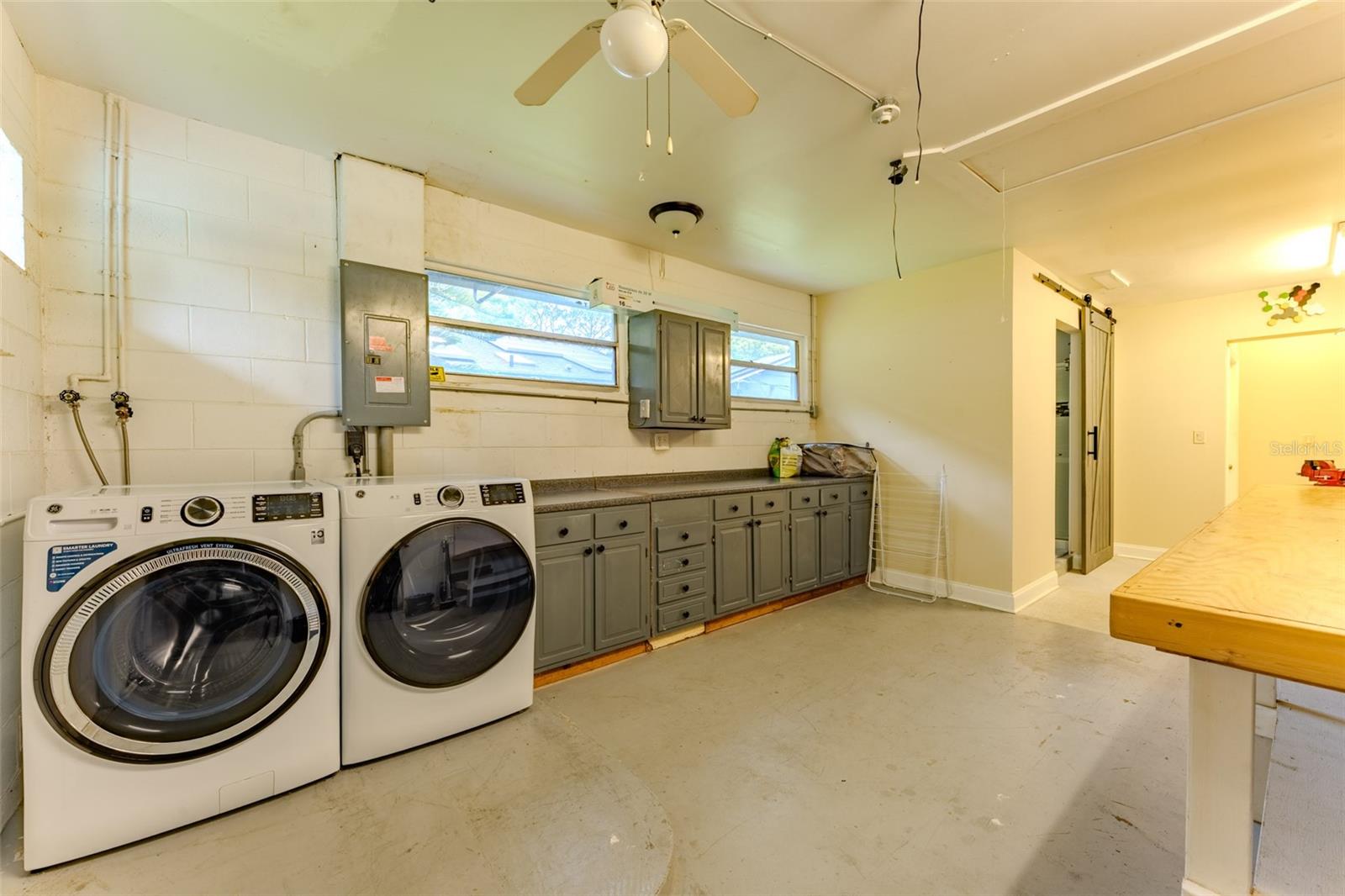 ALANDALE SUB - Residential Lease