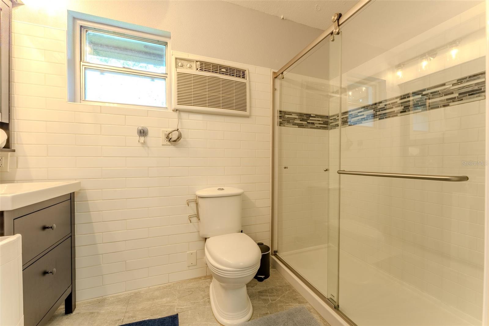 ALANDALE SUB - Residential Lease