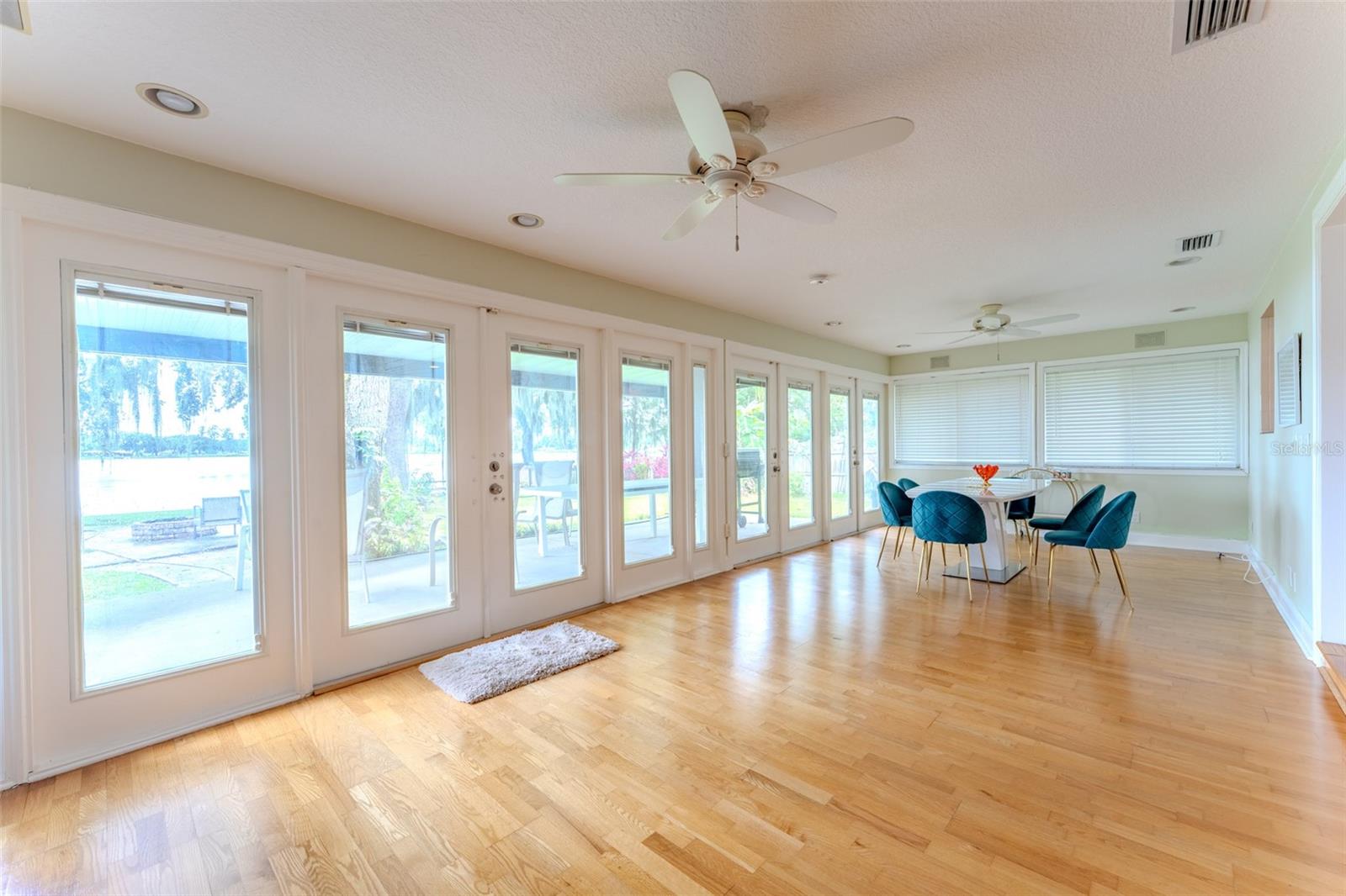 ALANDALE SUB - Residential Lease