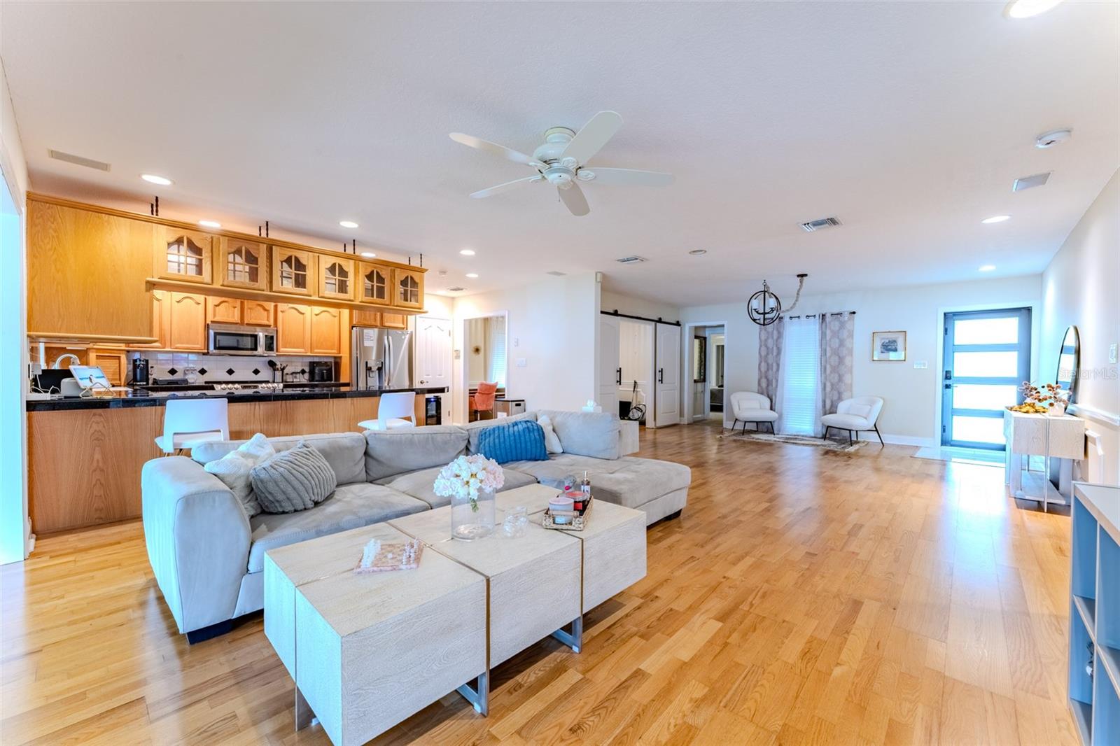 ALANDALE SUB - Residential Lease