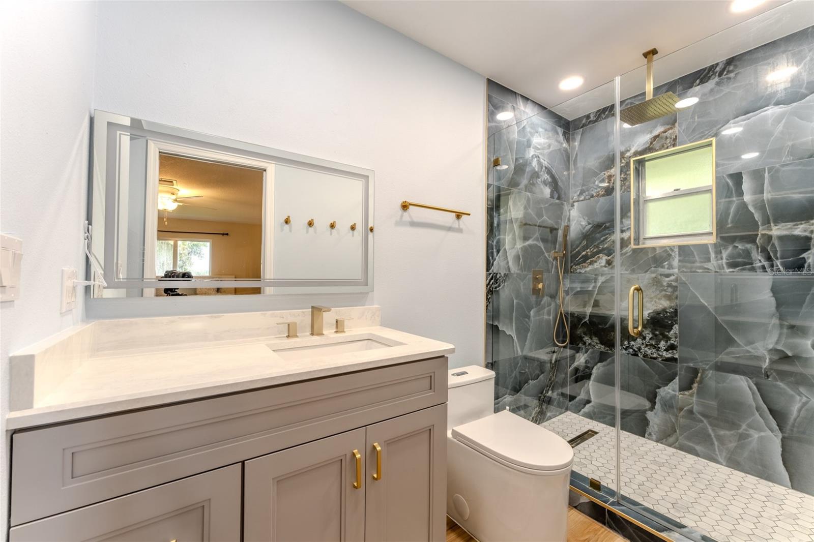 ALANDALE SUB - Residential Lease